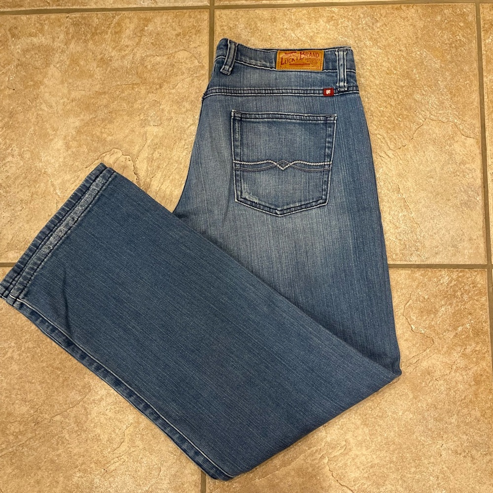Lucky Brand Regular Inseam Straight Leg Jeans